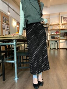 DAZY Polka Dot Split Back Straight Skirt Fall - Black - View 6