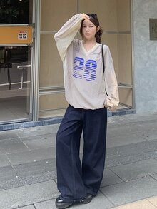DAZY Sweatshirt Longgar Model Bahu Jatuh dengan Grafis Huruf dan Angka untuk Musim Gugur - Grey - View 3