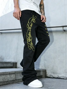 Manfinity Men Star & Letter Graphic Flare Leg Jeans - Black - View 3