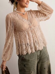 Freevana 大尺碼 1 件裝花卉蕾絲透視燈籠袖上衣 - 卡其色 - 查看 10