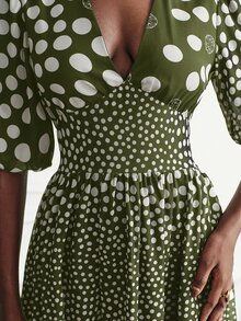 Aveloria Modichic Women Long Dresses - Green - View 1
