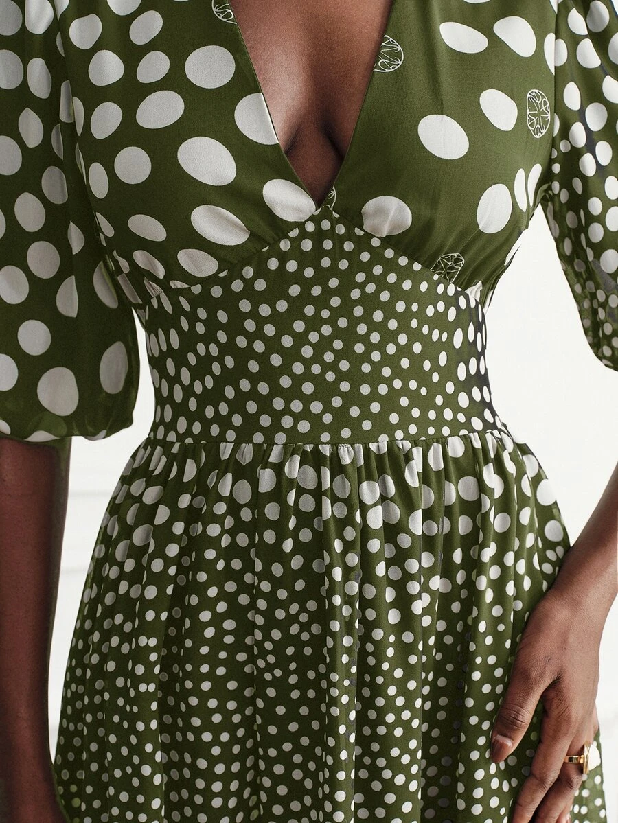 Aveloria Modichic Women Long Dresses - Green - View 1