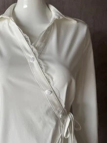 SHEIN LUNE Solid Contrast Lace Trim Knot Side Wrap Shirt - White - View 6