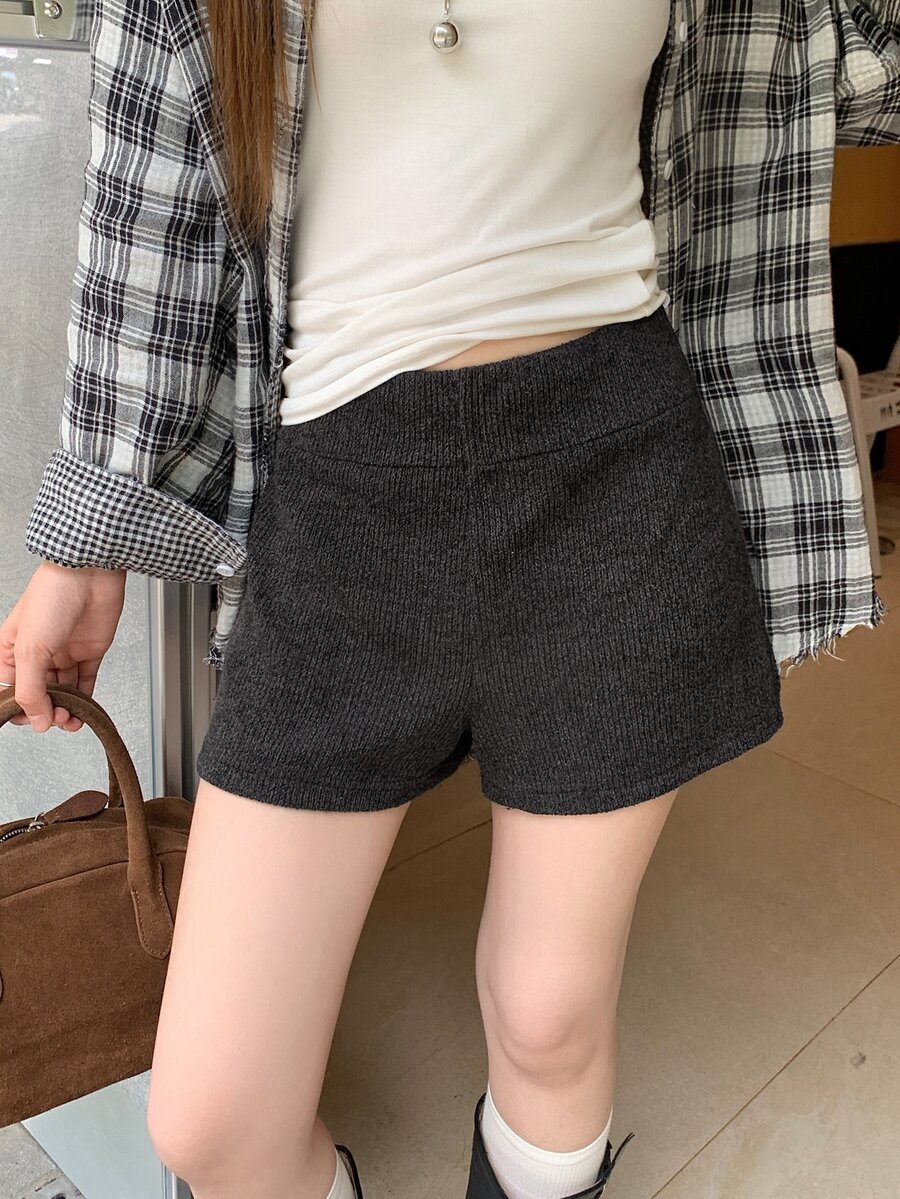 DAZY Solid High Waist Straight Leg Shorts - Dark Grey - View 1