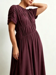 Linhara CURVE Vestido de talla grande con detalle fruncido de unicolor - Rojo violeta - Ver 5