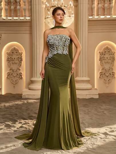 Glamrae Vestido formal con lentejuelas en contraste y gargantilla