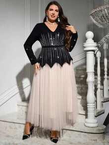 Reflora Plus Size V-Neck Rhinestone Detail Contrast Mesh Hem Dress - Black - View 5