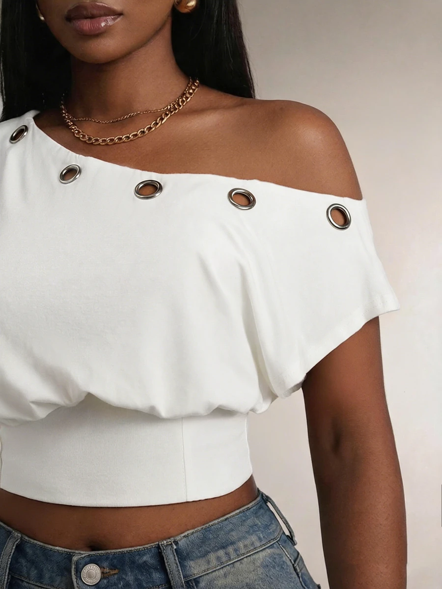 Radiana Plus Asymmetrical Neck Grommet Eyelet Detail Tee - White - View 1
