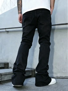 Manfinity Men Star & Letter Graphic Flare Leg Jeans - Black - View 2
