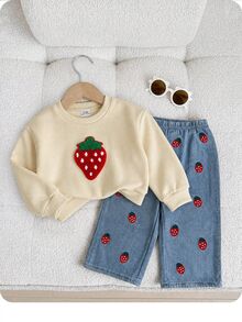 SHEIN 女嬰草莓刺繡運動衫與牛仔褲套裝 - 彩色 - 查看 5