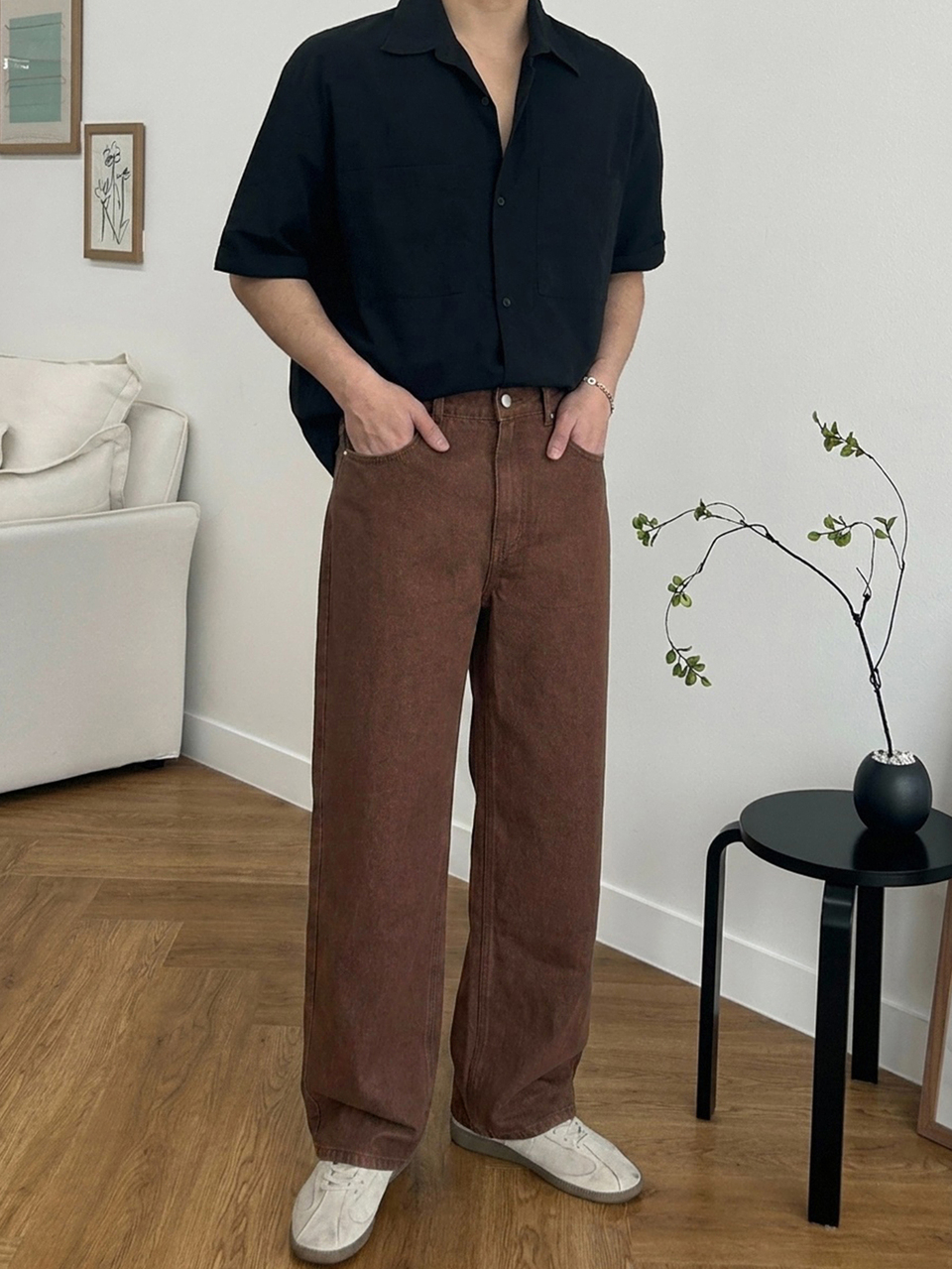 Men Slant Pocket Straight Leg Jeans