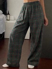 DAZY Women Lounge Bottoms - Green - View 3