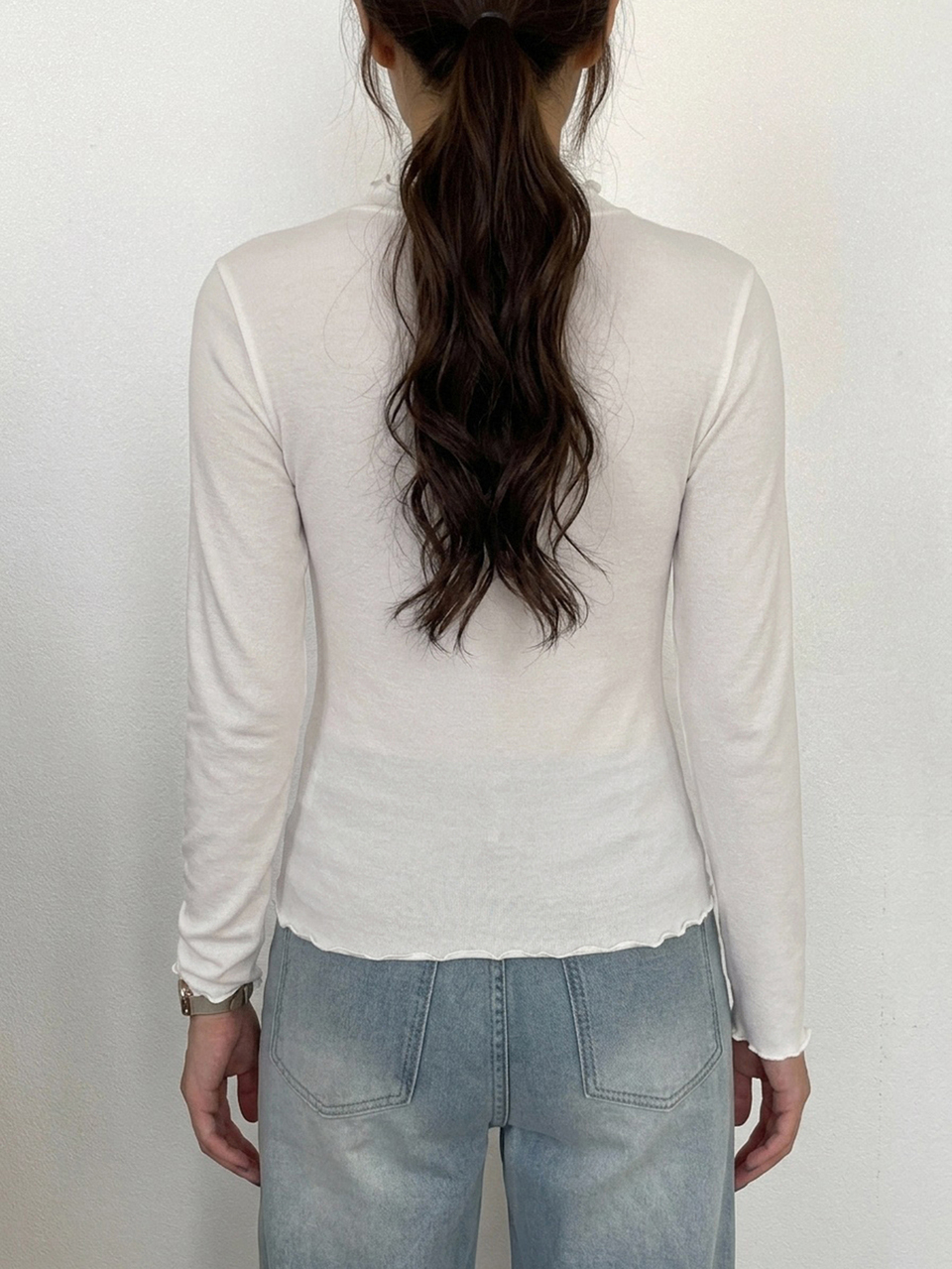 Solid Lettuce Trim Long Sleeve Tee