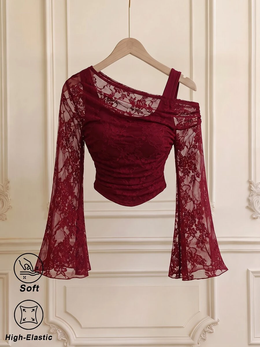 SHEIN MOD 不對稱領口喇叭袖透視蕾絲短版 2 合 1 上衣 - 酒紅色 - 查看 1