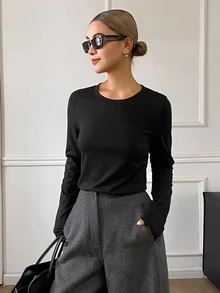 DAZY Solid Round Neck Long Sleeve Tee - Black - View 4