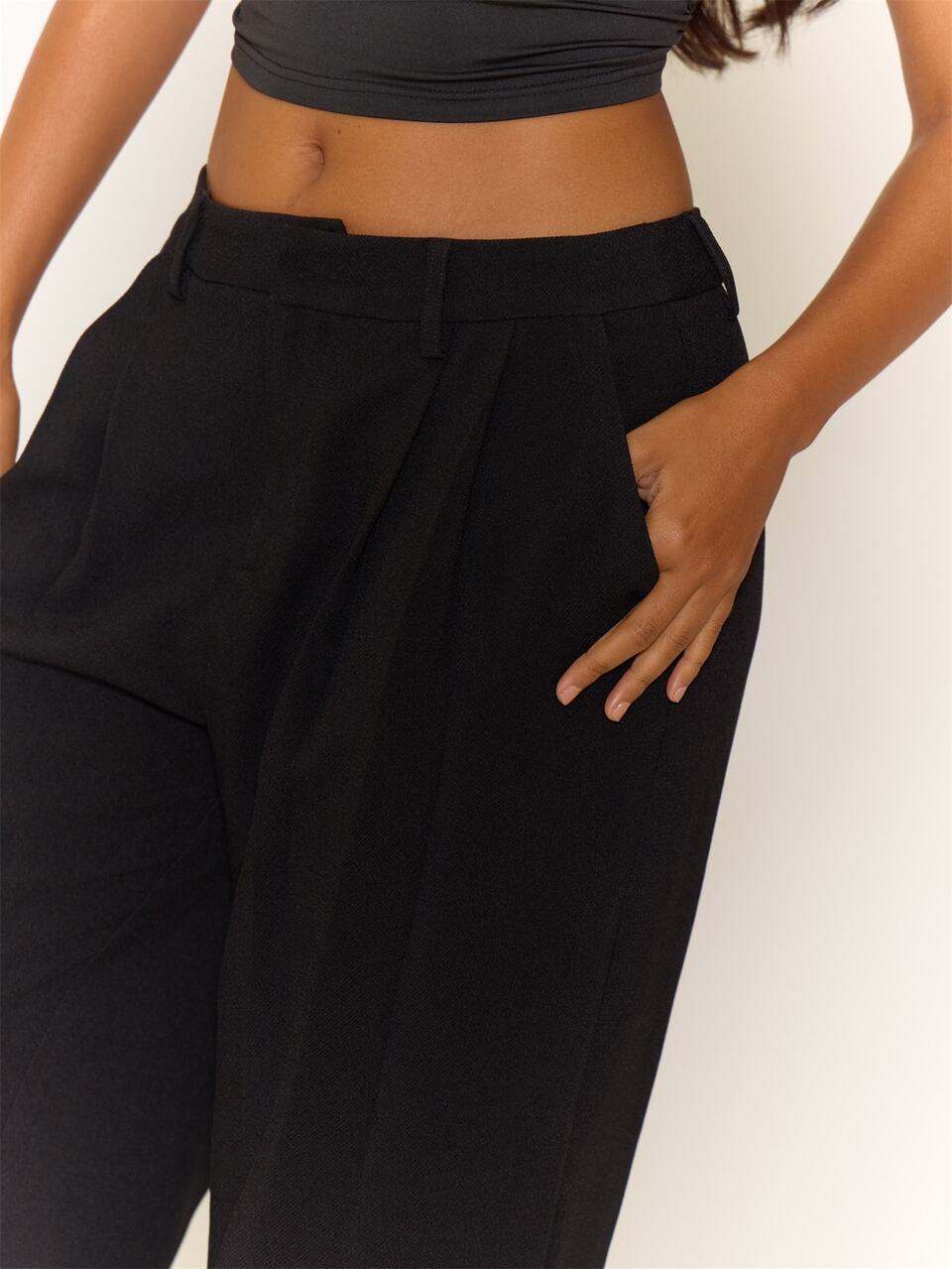Black Tailored Pleated Front Belt Loops Fitted Waistband Wide Leg Full Length Trousers Bottoms Smart Workwear Office Everyday Essentials