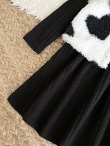 SHEIN 女嬰兩件套，包含一件毛絨背心和一件針織高領洋裝，飾有可愛蝴蝶結，適合秋冬穿著 - 彩色 - 查看 3