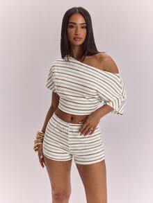 SHEIN BAE 條紋印花不對稱領口短版T恤與短褲套裝 - 彩色 - 查看 7