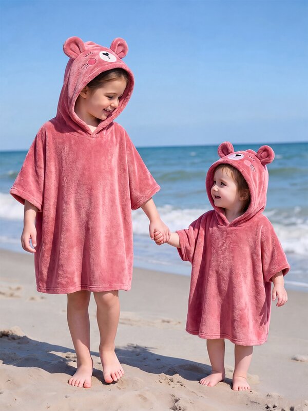 SHEIN Young Girl 1pc Cartoon Embroidered Hooded Fuzzy Pajama Dress