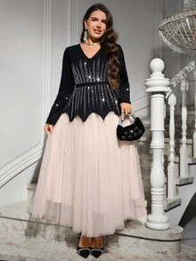 Reflora Plus Size V-Neck Rhinestone Detail Contrast Mesh Hem Dress - Black - View 3