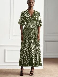 Aveloria Modichic Women Long Dresses - Green - View 3