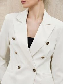 Aveloria Modichic 女款修身西裝外套，結構感肩墊，雙排扣金屬鈕扣，尖領，商務辦公優雅極簡白色職場穿搭 - 白色 - 查看 4