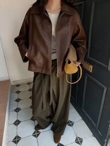 DAZY Mantel Kulit PU Polos dengan Resleting dan Bahu Jatuh untuk Musim Gugur - Coffee Brown - View 2