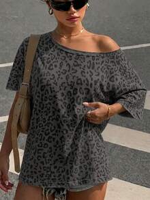 Muchica Plus Leopard Print Asymmetrical Shoulder Tee - Multicolor - View 7