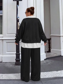 SHEIN CURVE+ Plus Drop Shoulder 2 In 1 Sweatshirt & Celana Panjang Lebar - Hitam - View 2