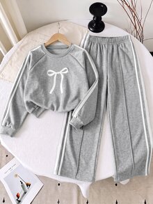 SHEIN Elladie kids 大童女孩蝴蝶結印花T恤與長褲套裝，灰色側條紋長袖套頭上衣與直筒運動褲2件套穿搭 - 深灰色 - 查看 3