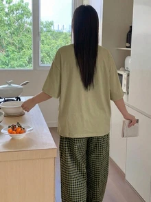 Dazy Plus 可愛卡通印花寬鬆短袖上衣與格紋長褲女款大尺碼居家休閒服 春夏睡衣套裝 - 薄荷綠 - 查看 7