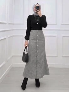 Celisse Gaun Panjang Model Duyung dengan Kancing Depan Motif Kotak-kotak - MultiWarna - View 1