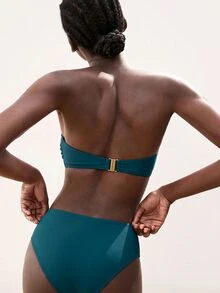 Maija Conjunto de bikini para mujer con top bandeau fruncido con decoración metálica y braguita de bikini triangular - Azul - Ver 2
