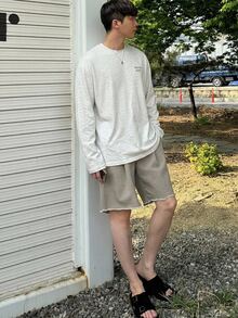 DAZY 男士字母與棕櫚樹印花落肩短袖T恤 - 灰色 - 查看 7