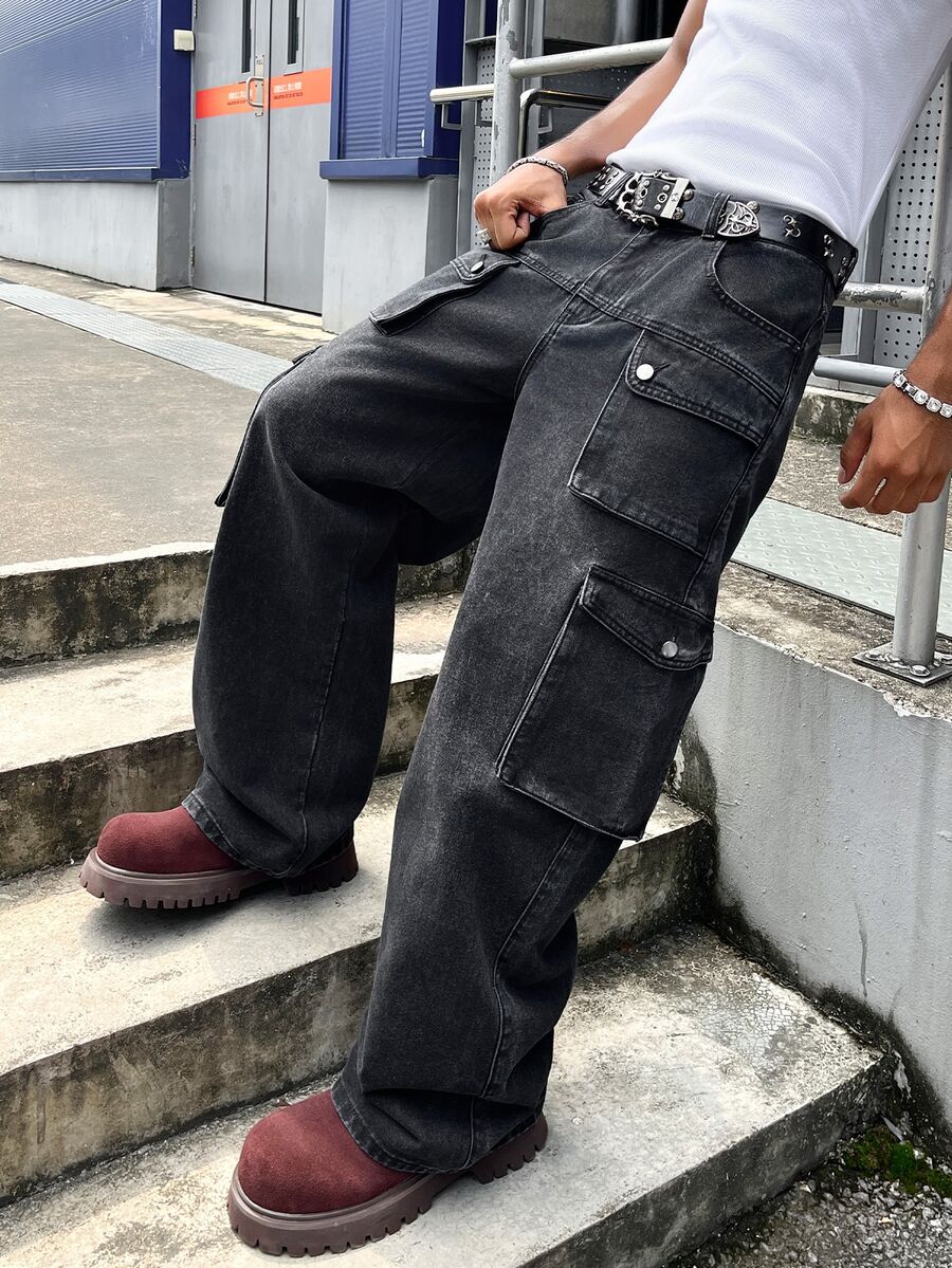 Manfinity EMRG Jeans cargo para hombre con bolsillos laterales con solapa sin cinturón - Gris Oscuro - Ver 1