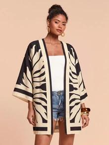 Travachic Tropical Plants Pattern Drop Shoulder Kimono - Black - View 4