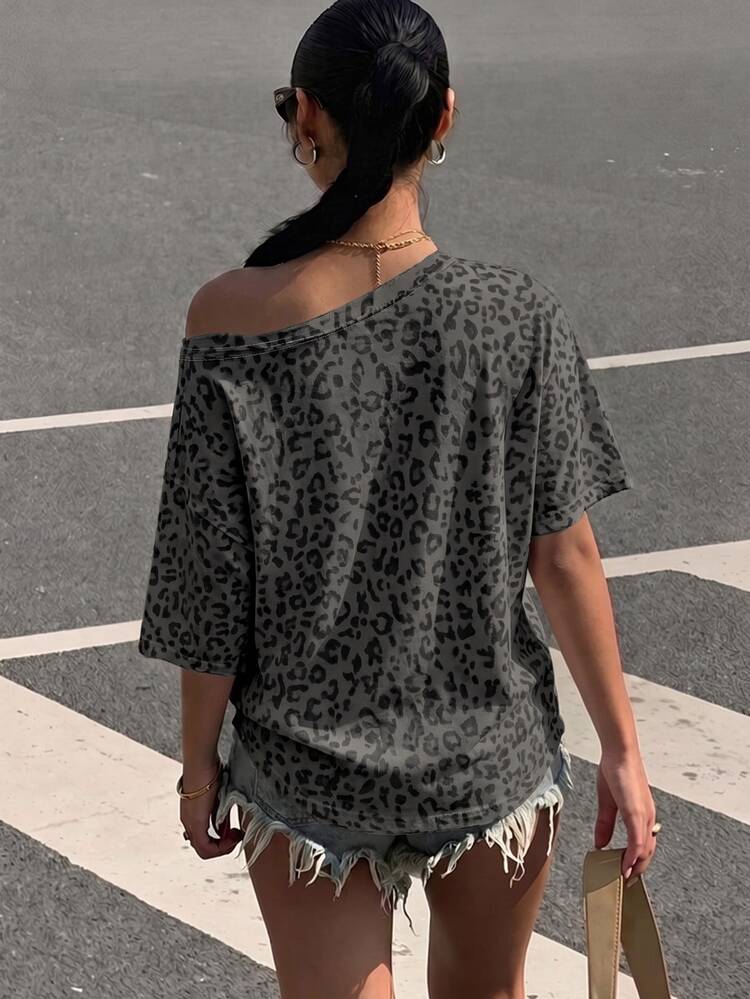 Muchica Plus Leopard Print Asymmetrical Shoulder Tee - Multicolor - View 2