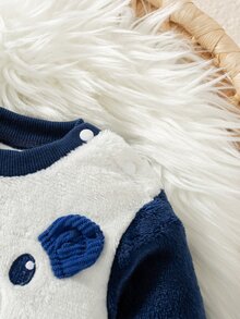 SHEIN 2pcs Newborn Baby Sweatshirt Pants Cute Navy White Bear Face Striped Fuzzy Patchwork Long Sleeve Round Neck Thick Outdoor Fall Jogging Cozy Two-Piece - Navy Blue - View 5