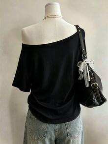 Lalippa Minimalist Leopard Print Asymmetric Shoulder T-Shirt, Gift For Friends - Light Grey - View 2