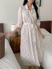DAZY Women's Cartoon Print Robe With Belt - White - View 4