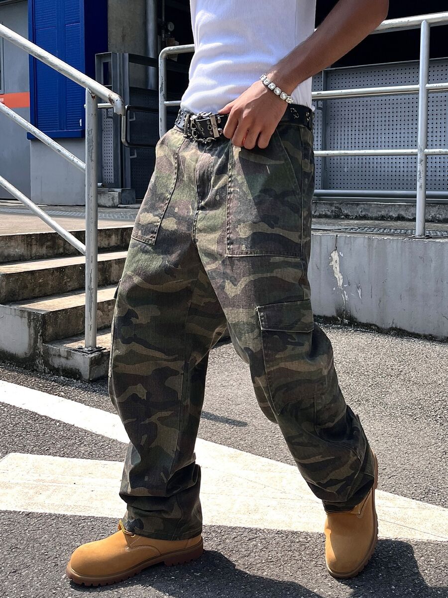 Manfinity EMRG Men Camo Print Straight Leg Jeans Without Belt - Army Green - View 1