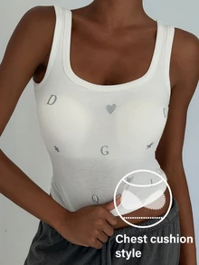 Livesso Camiseta de tirantes corta para dormir con estampado de corazón y letra, estilo cojín en el pecho - Blanco - Ver 1