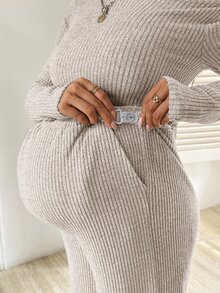 SHEIN 孕婦純色不對稱肩長袖T恤與可調腰長褲兩件套 - 杏色 - 查看 7