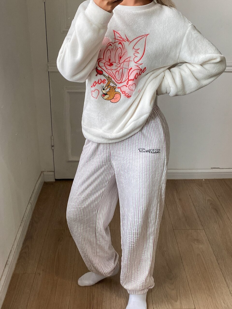 TOM AND JERRY X DAZY Cartoon Graphic Drop Shoulder Fuzzy Top & Tapered Pants Pajama Set