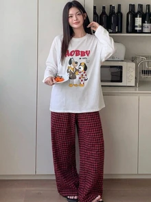 Dazy Plus 可愛卡通印花寬鬆短袖上衣與格紋長褲女款大尺碼居家休閒服 春夏睡衣套裝 - 白色 - 查看 3