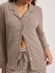 Ocili Conjunto de pijama con estampado de rayas y botones delanteros - Caqui - Ver 5