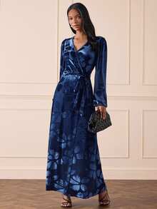 Lilora Floral Print Surplice Neck Belted Velvet Dress - Blue - View 3