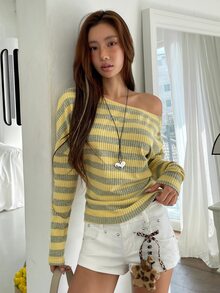 K-Vae Contrast Striped Pattern Asymmetrical Neck Slim Fit Rib-Knit Tee - Multicolor - View 3