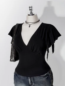 SHEIN ICON Women's Plus Size Retro Sexy Casual Millennial Style Y2K Simple Commuting Deep V-Neck Ruffled Short Sleeve Gathered Black T-Shirt - Black - View 6