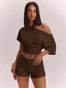 SHEIN BAE 純色不對稱領口短版T恤與短褲套裝 - 棕色 - 查看 7